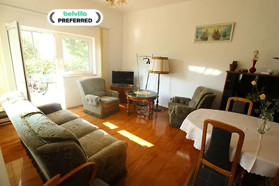 Wohnung in Starigrad am Strand