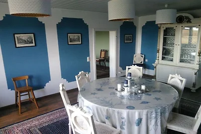 Casa de vacaciones con 6 dormitorios.