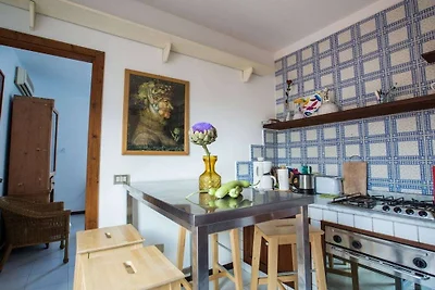Huis van de Cycloop || Aci Trezza