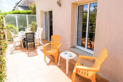 Casa a Plomeur vicino alla spiaggia di La...