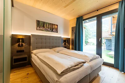 Ansprechende Wohnung mit Pool