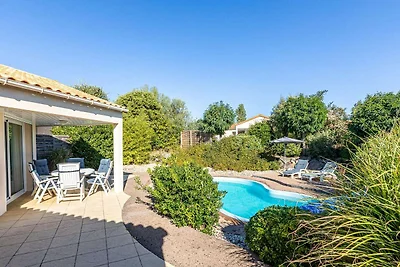 Villa in Les Sables d'Olonne mit privatem...