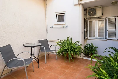 Apartments Isabora - Studio Apartment