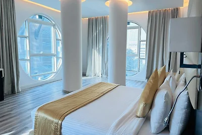 Vista Skyline | Soggiorno Club King | Sheikh ...