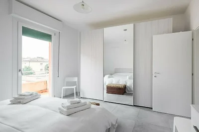Wohnung in Bologna mit Balkon und Parken