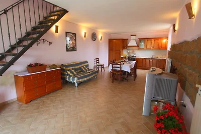 Splendida casa colonica con piscina a Sorano