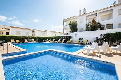 Appartamento ad Albufeira con vista sul mare