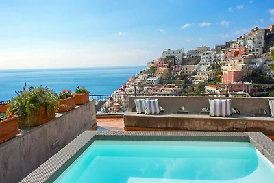 Lussuosa villa nella parte alta di Positano