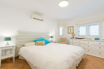 Appartement in Tufia met Zeezichtterras