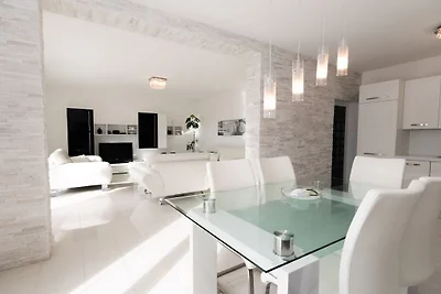 Ferienwohnung in Selce mit Schwimmbecken