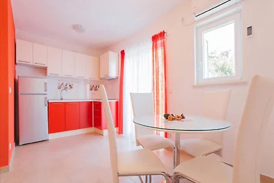 Apartment mit Balkon und Meerblick