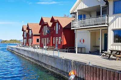 5 Personen Ferienhaus in Sjernarøy