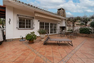 Piacevole villa con terrazza