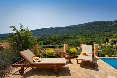 Tranquilla fuga con vista mare sull'isola di...