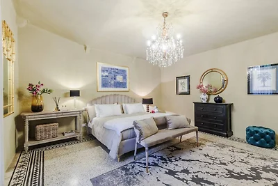 Historic garden retreat in Lucca