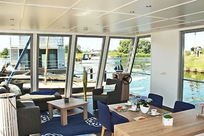 Hausboot in Ueckermünde