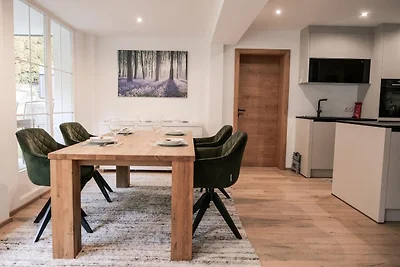 Modernes Apartment in Seefeld
