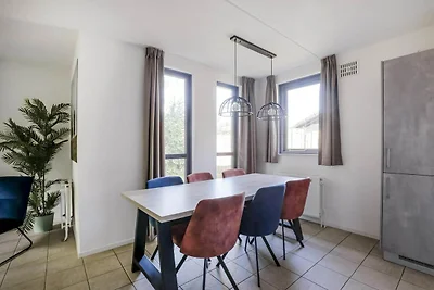 Ruhiger Wald-Bungalow für 6 Personen