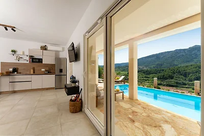 Ruhiger Rückzugsort mit Meerblick auf Insel...