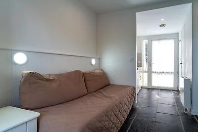 Vakantiehuis met verwarmd zwembad en uitzicht...