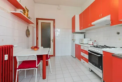 Wohnung in Torino mit Balkon und Parken