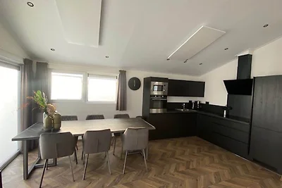 Verlockendes Chalet in der Nähe von Kampen