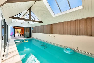 Apartment in Erquy mit beheiztem Pool