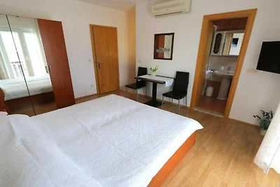 Apartments Trogrlić - Studio with Balcony