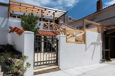 Two Bedroom Apartment With Terrace And Garden...