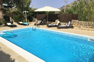 Schöne Villa, Castellammare