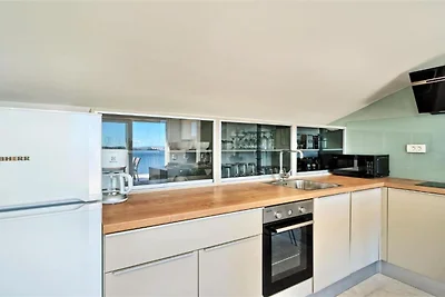 One-Bedroom Apartment With Terrace And Sea...