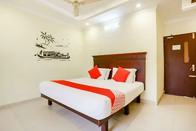 Super Hotel O Padma Junction MG Road