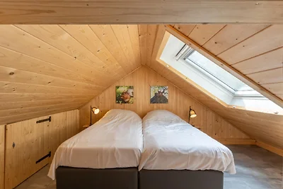 Atmosphärische Lodge mit Terrasse auf der...