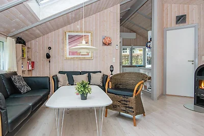 6 Personen Ferienhaus in Sjølund