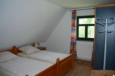 Schönes Ferienhaus in Dargun mit Pool