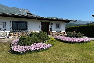 Gemütliches Ferienhaus mit Bergblick
