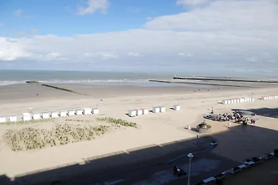 Appartement in Nieuwpoort met zee en strand