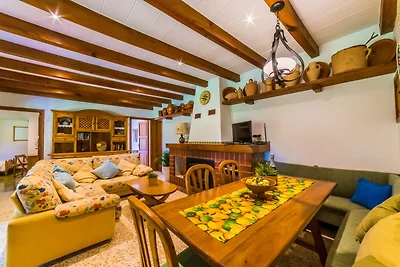 Landhaus mit 3 Schlafzimmern und Pool