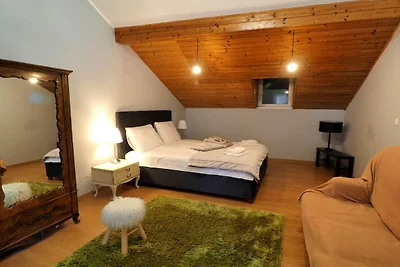 Apartments & Rooms Latin - Two Bedroom Apartm...