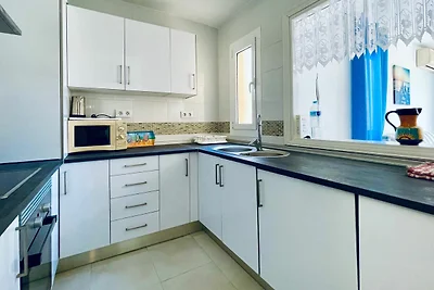 Appartamento a Roquetas de Mar con giardino