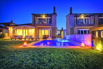 Lussuosa villa sulla penisola di Halkidiki co...
