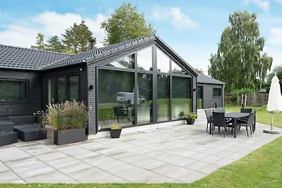 5 Sterne Ferienhaus in Idestrup