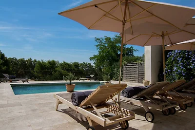 Erhabene Bastide mit privatem Pool