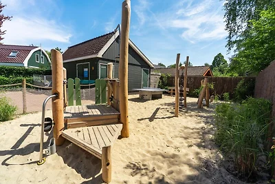 Neu gestaltetes Ferienhaus mit Garten