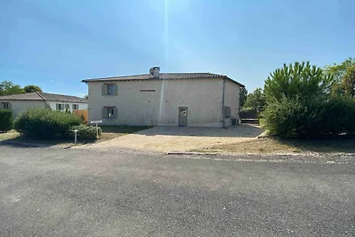 Villa in Frankreich mit Pool und Garten