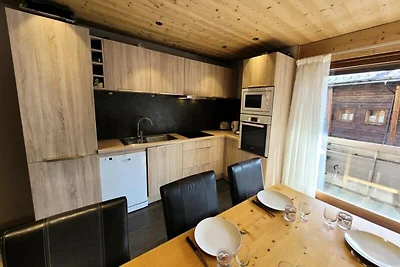 Komplett renovierte Wohnung am Fuße der...