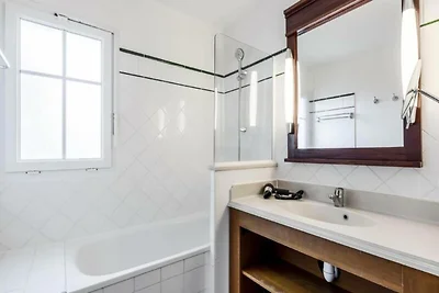 Vakantiehuis in Lacanau bij Strand & Zwembad