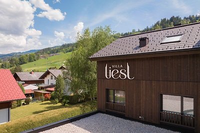 Premium Ferienwohnung mit Balkon & Sauna