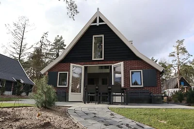 Luxuriöse Villa mit schöner Sauna