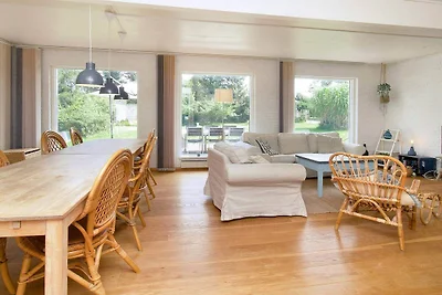 8 Personen Ferienhaus in Asnæs